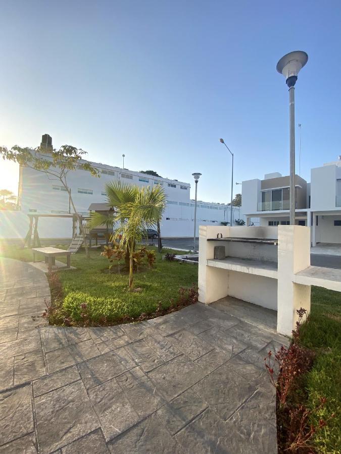 Casa Familiar Cerca De La Playa Con Terraza Privada Villa Cancun Exterior photo